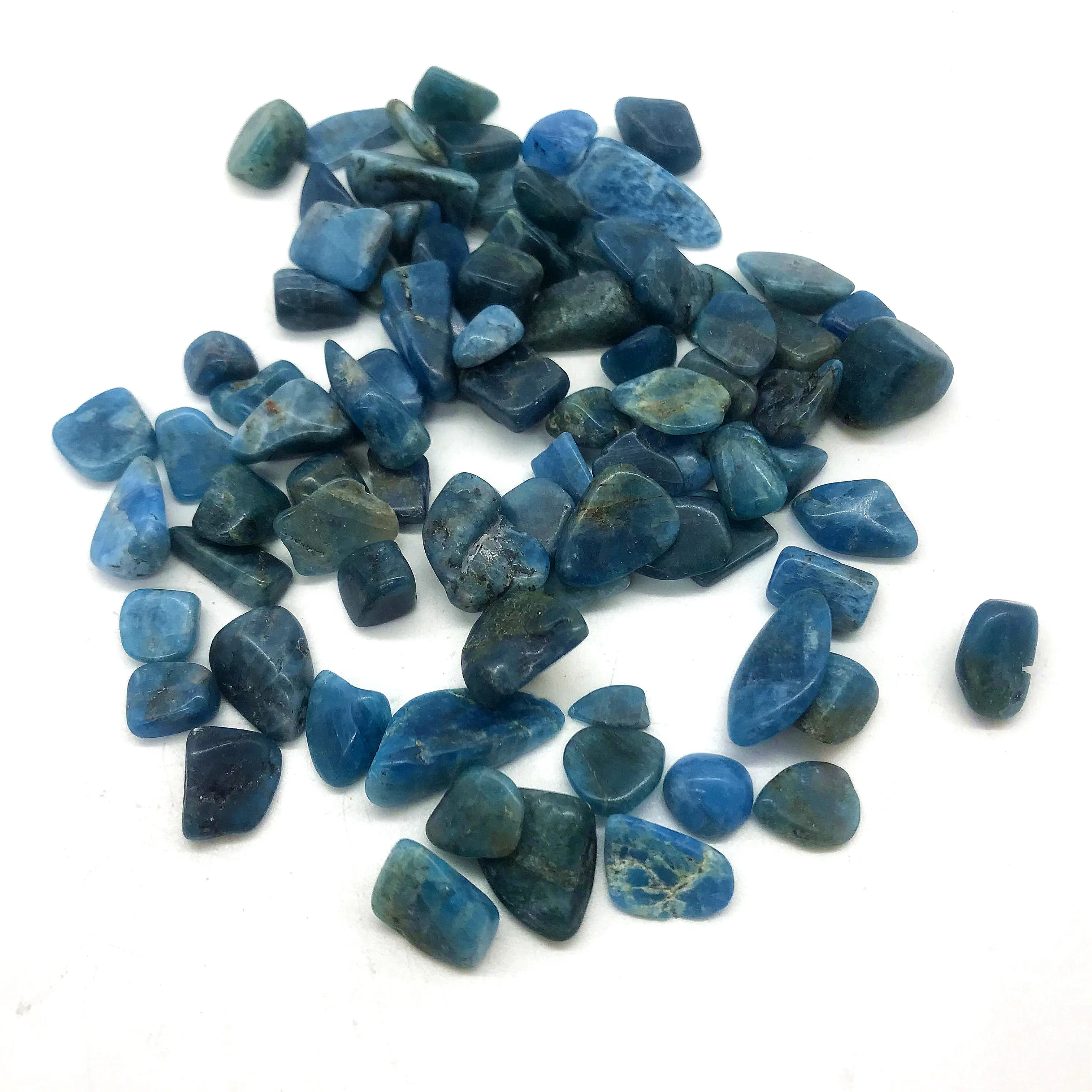 Wholesale natural blue apatite tumbled stones gemstone crushed stone crystal chips for home decor