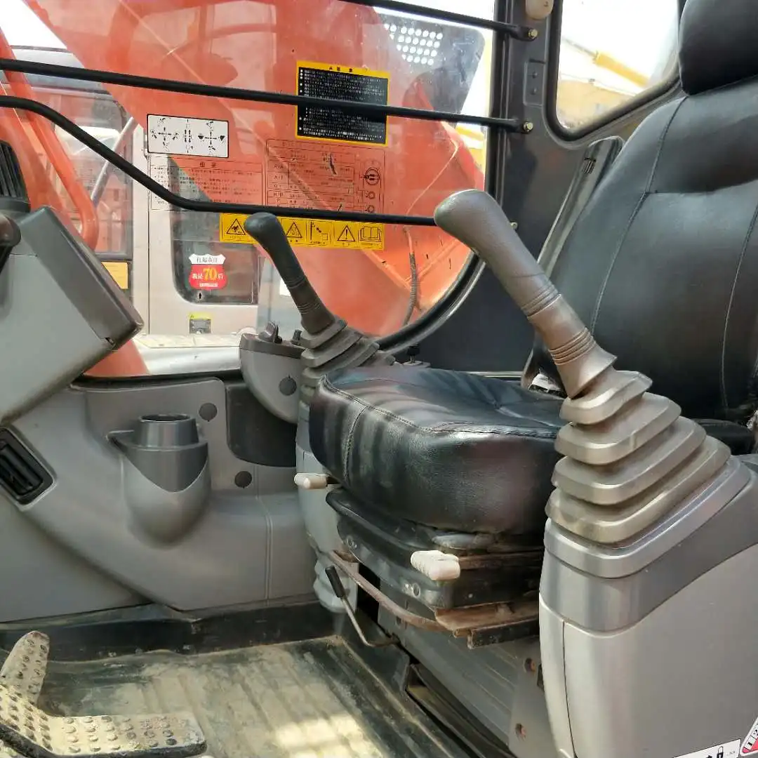 Used excavator Japanese hit achi 25ton  zx240-3G with good condition