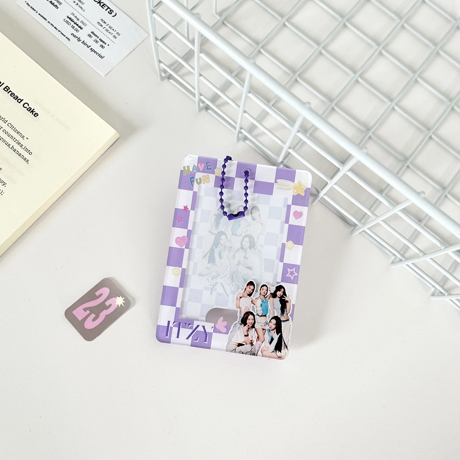 Оптовая продажа BP случайные дети nw jns ive менее I-DLE ITZY Kpop акриловый держатель для фотокарточек