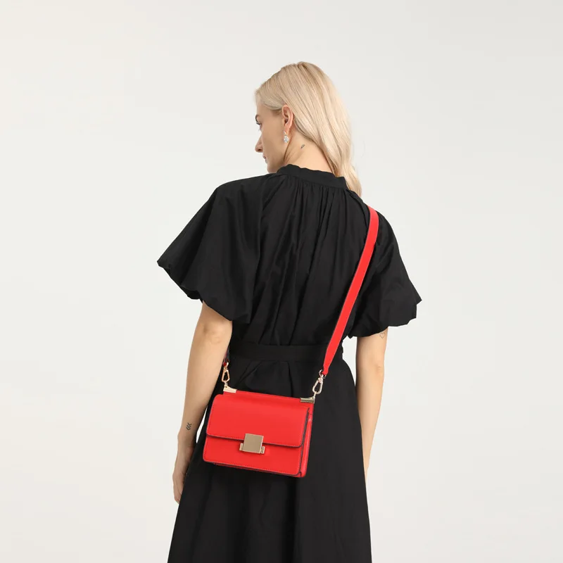 China Guangzhou manufacturers body shoulder sling bags women ladies luxury fall handbags