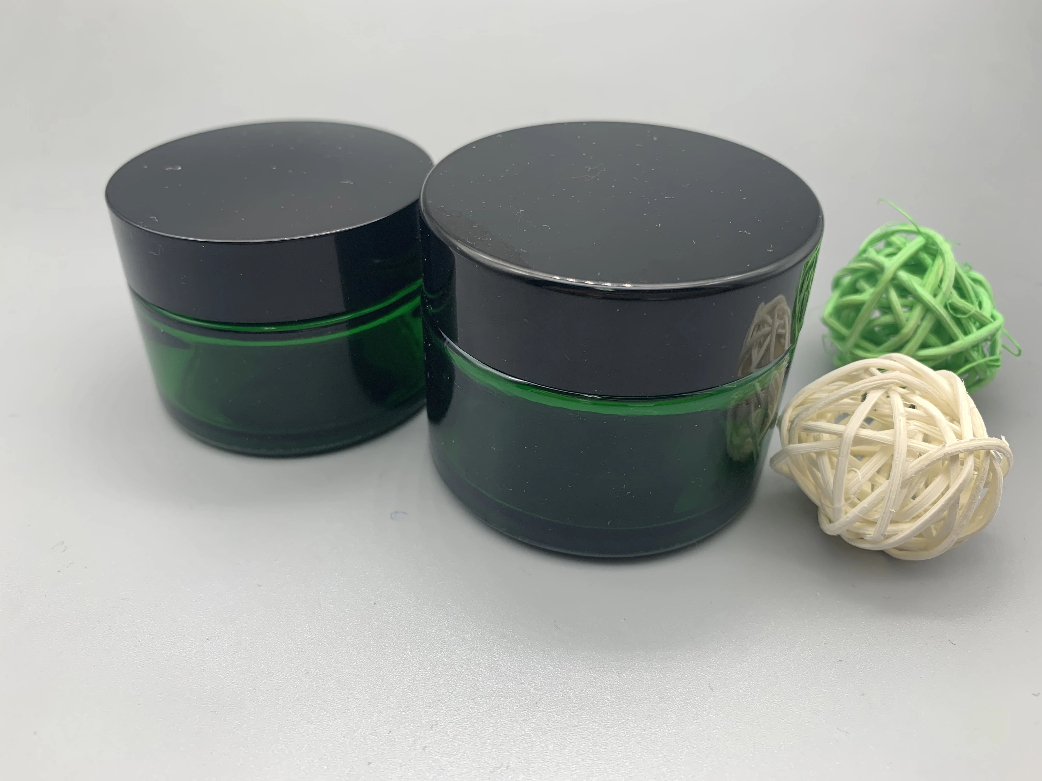 30g/50g green cream jar sealed glass jar Face cream bottle Cosmetics sample separate bottle