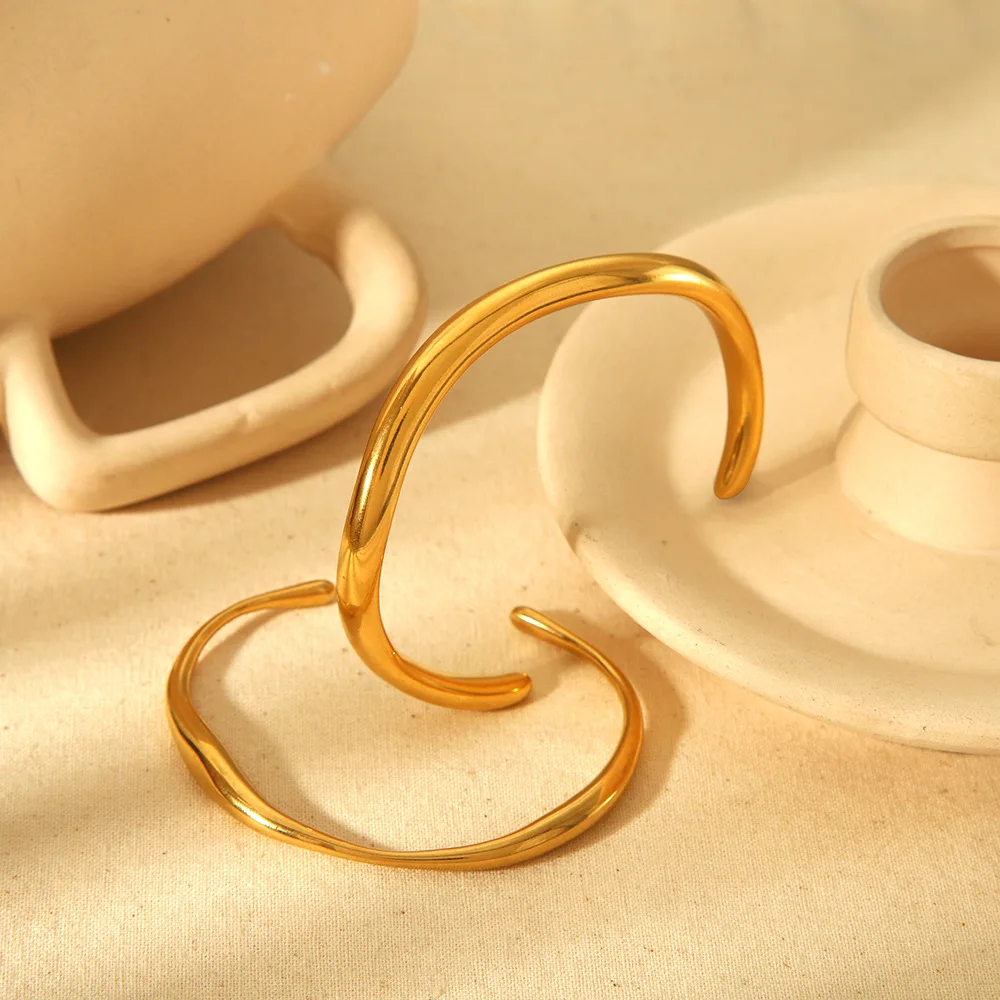 Fashion 18K Gold Plated High Polish Geometric Opening Bangles Jewelry Women Stainless Steel C Bracelet