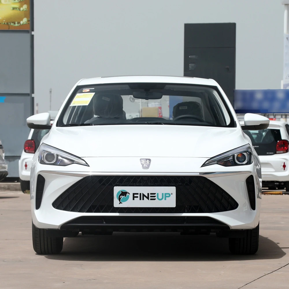 Roewe i5 2023 1.5L ручной работы на бензине семейный седан отличный двойной экран большое предложение бензиновые автомобили