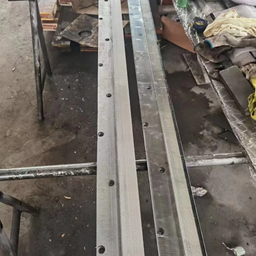 Paper making machine Rubber roller doctor blade