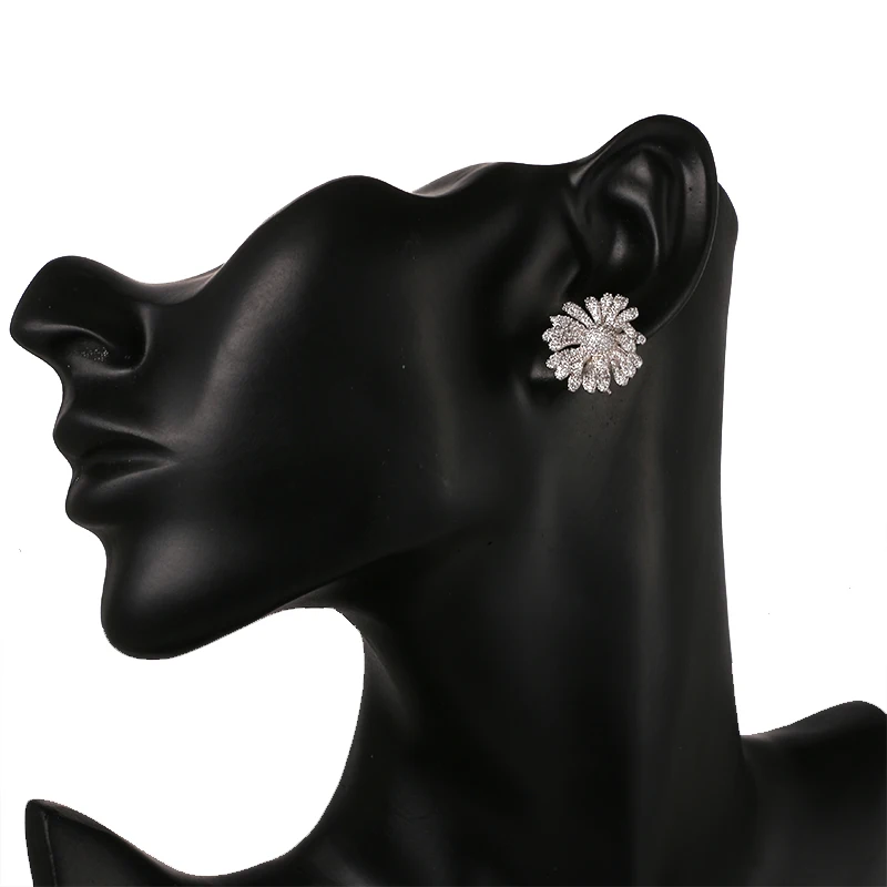 Emmaya AAA Austrian Crystal Paved Cute Geometric Zircon Earrings Brand New Design Fashion Jewelry for Lady