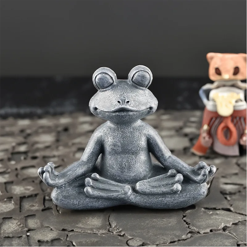 Custom Handicraft Tabletop Decoration Accessory Meditation Sitting Frog Statue Resin Frog Figurine