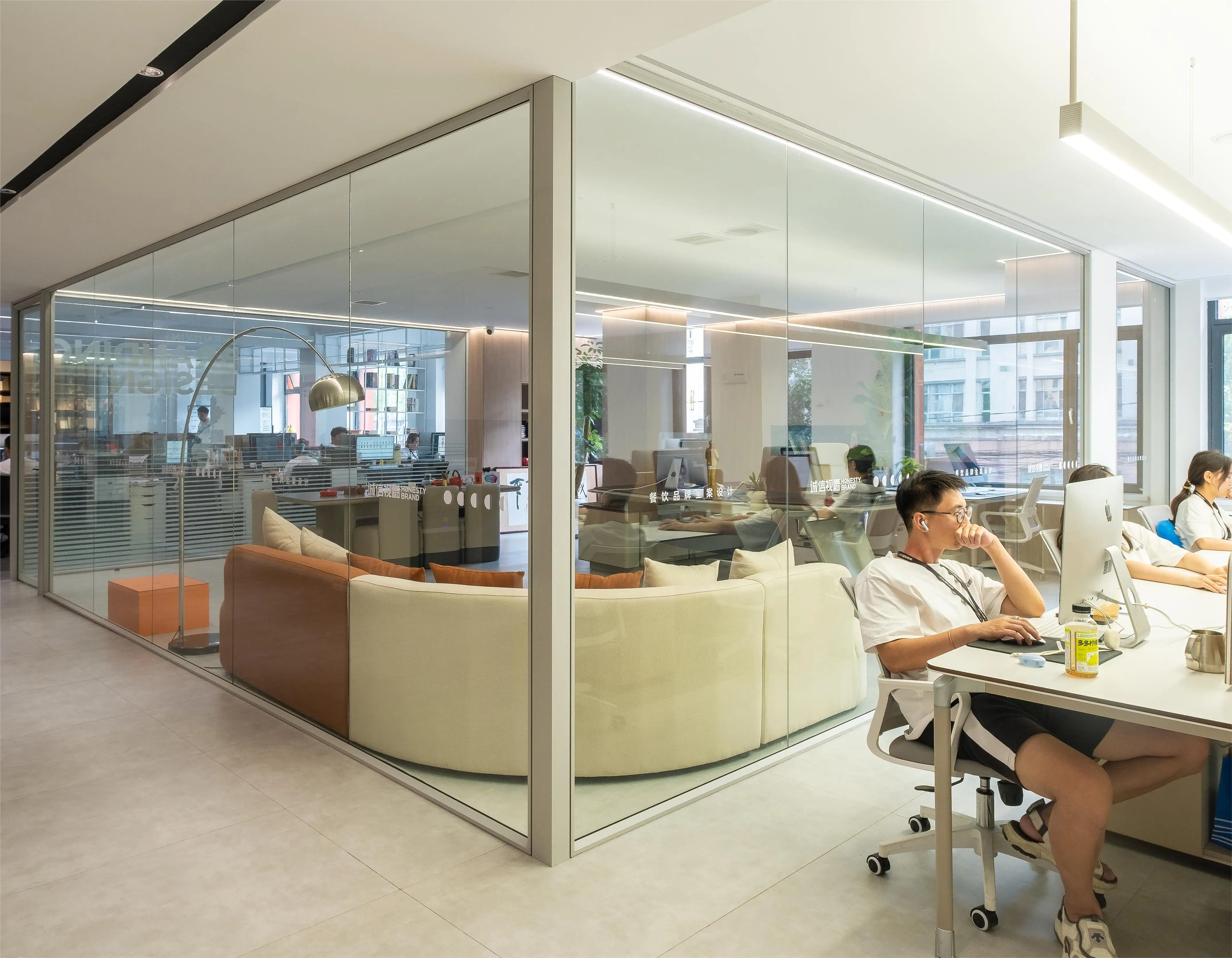 Interior Frameless Glass Partition Wall For Office panoramic partition China Supplier