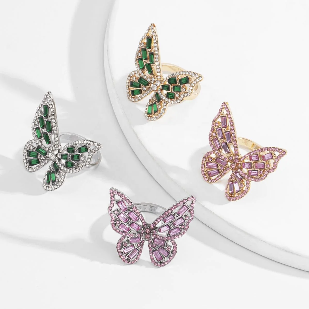 2021 Trendy Women Jewelry 18k Gold Plated Insect Crystal Butterfly Finger Rings Colorful Diamond Butterfly Index Finger Ring