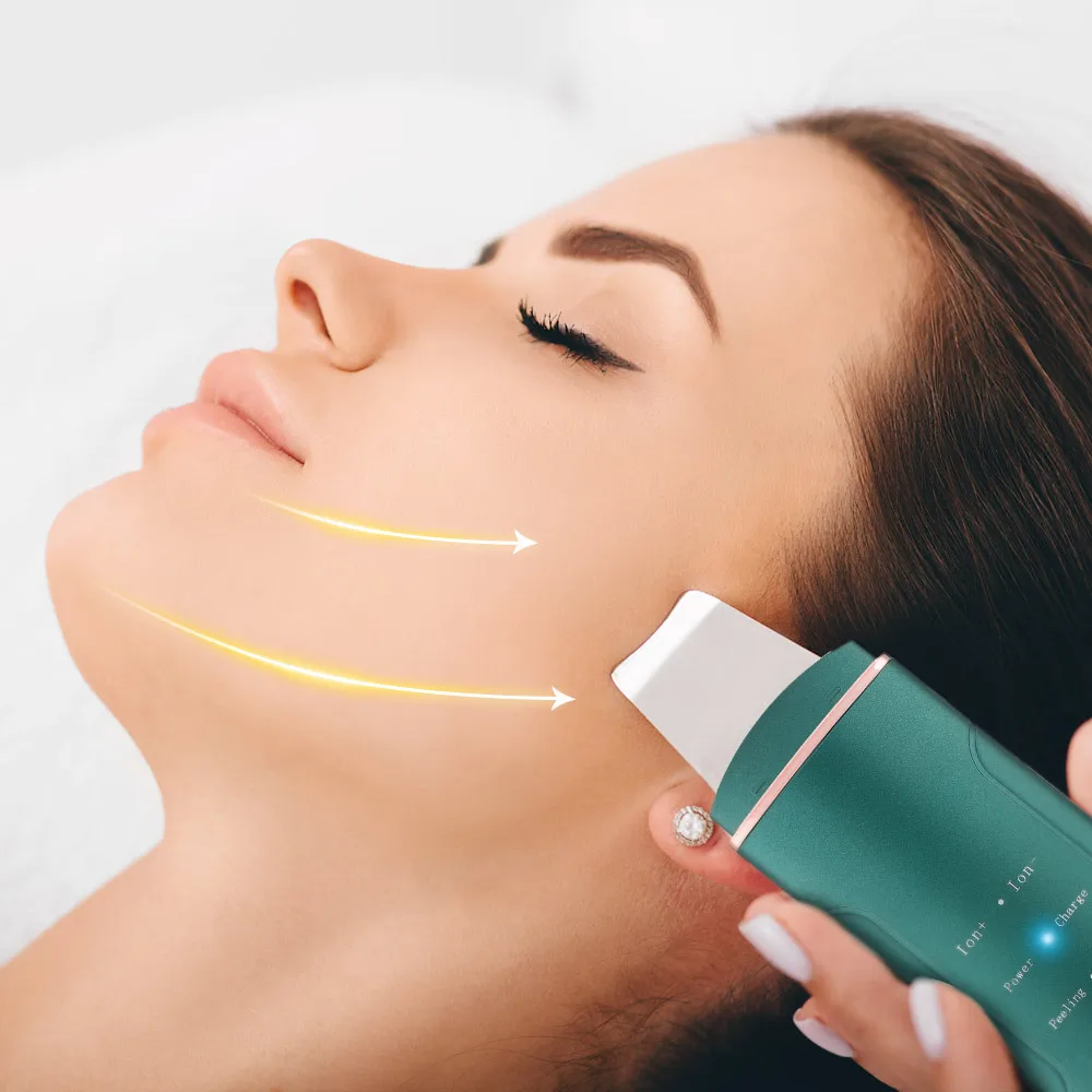 Ultrasonic Face Skin Scrubber USB Charging Facial Cleaner Vibration Blackhead Removal Exfoliating Iron Cleaner Skin Scrubber