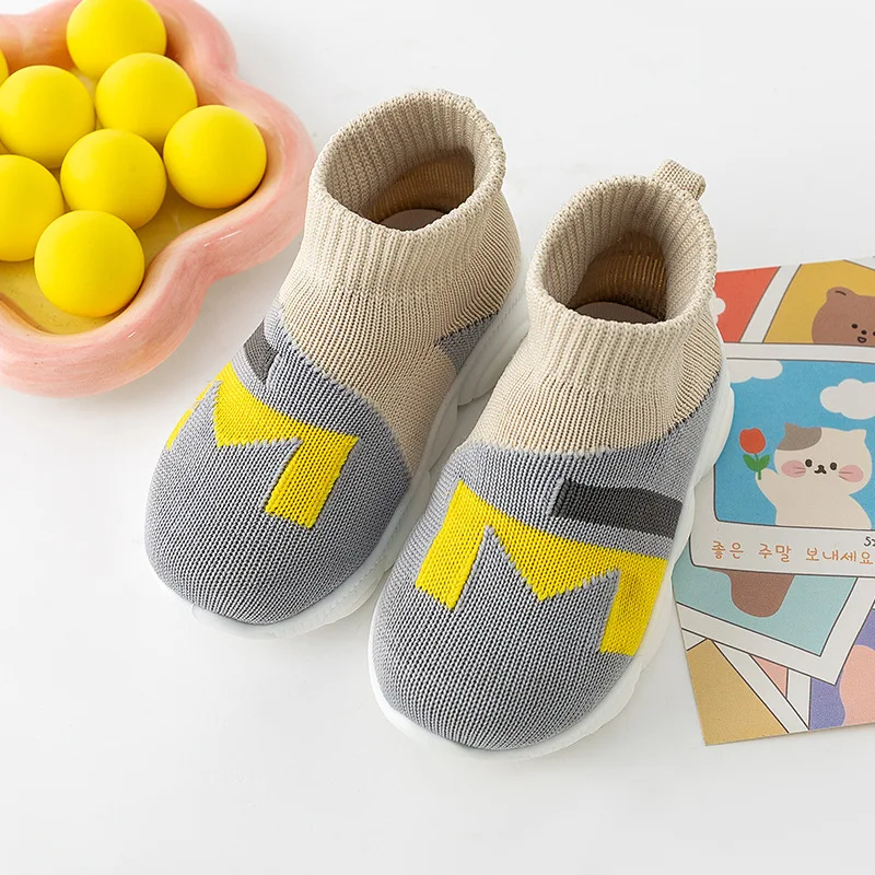 Spring and Autumn Indoor Floor Single Shoes Soft Sole Anti Slip Toddler Shoes 0-3 Year Baby Walking Shoes