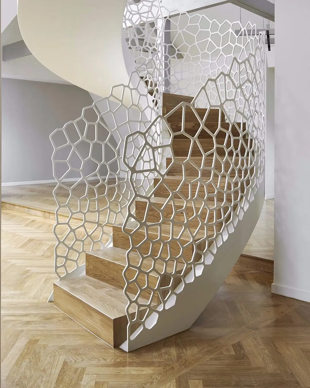 2022 New Design of Villa or Residential Wrought Iron Curved Wooden Staircase Design From Foshan Stairs Factory