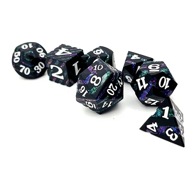 Игровые кости наборы костей Dnd многогранные под заказ металлические цветные упаковка логотип клиента цинковый сплав литье