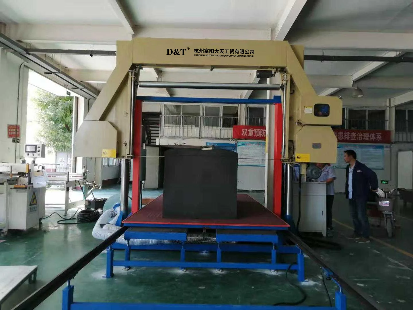 D&T 2022 New & Hot Horizontal Foam Cutting Machine for EVA Mattress sponge EPSpaperboard slicing ODM acceptable with good price