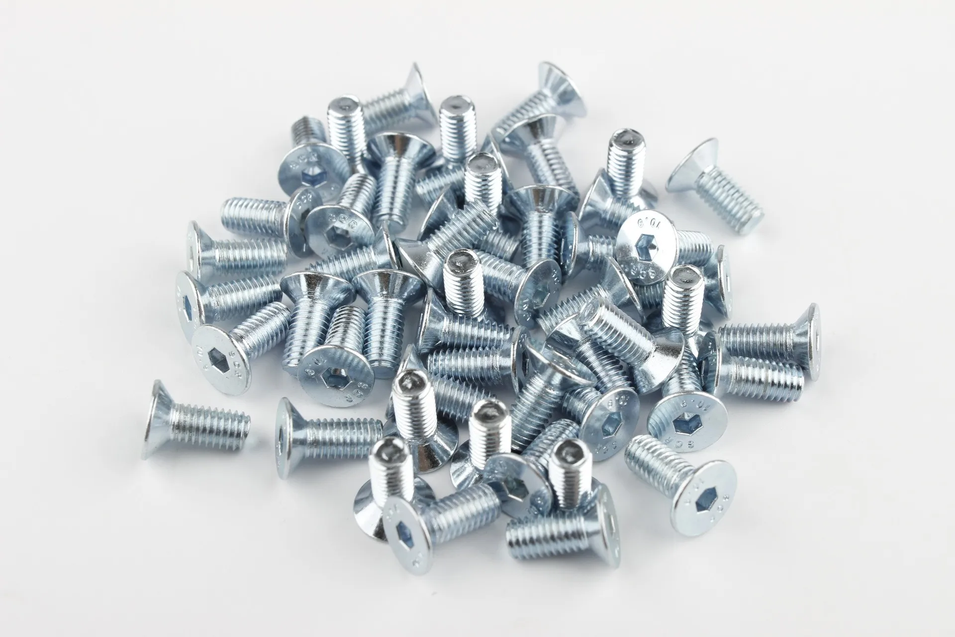 Grade 10.9 Galvanized Steel Countersunk Flat Head Hexagon Socket Screw DIN7991 Flat Cup Bolt M3 M4 M5 M6 M8 M10 M12