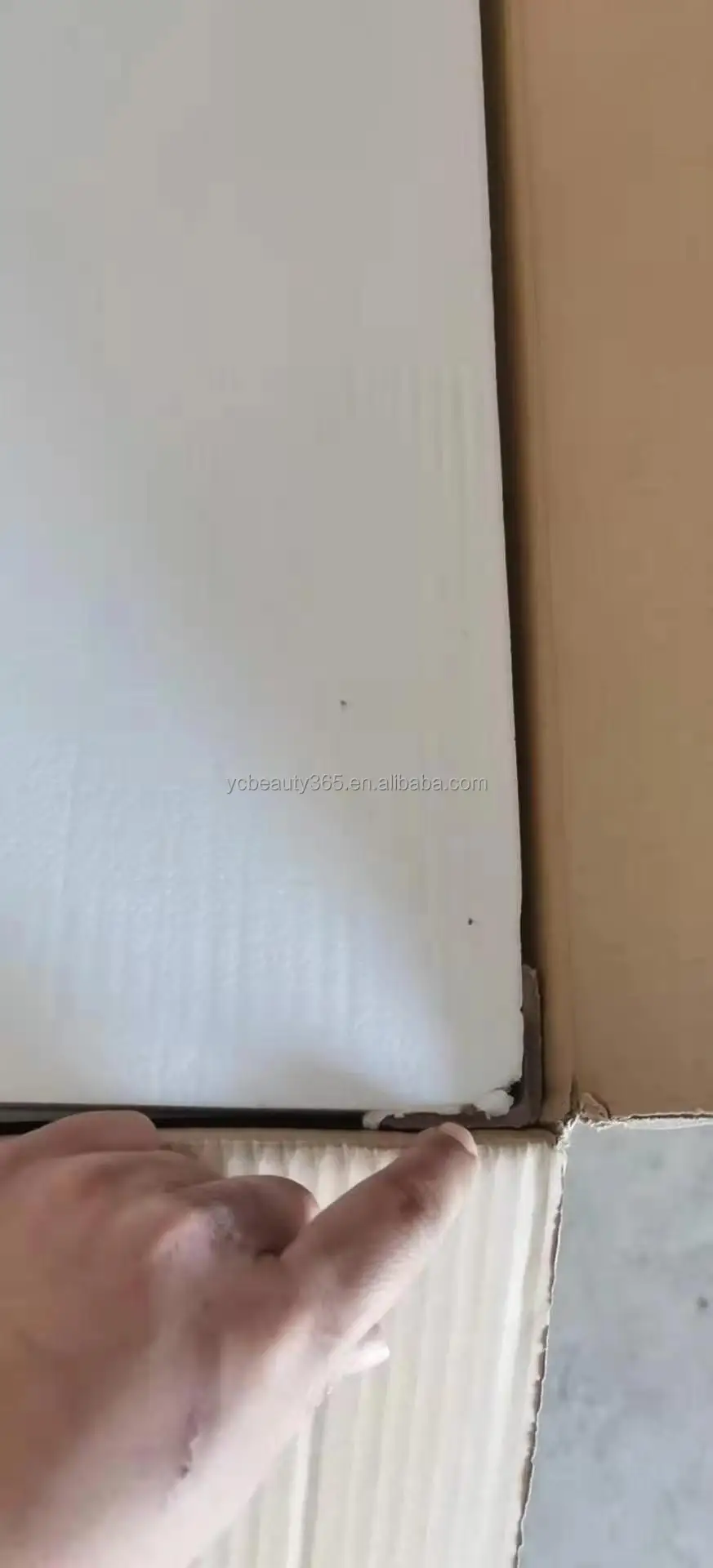 foldable nail desk.jpg