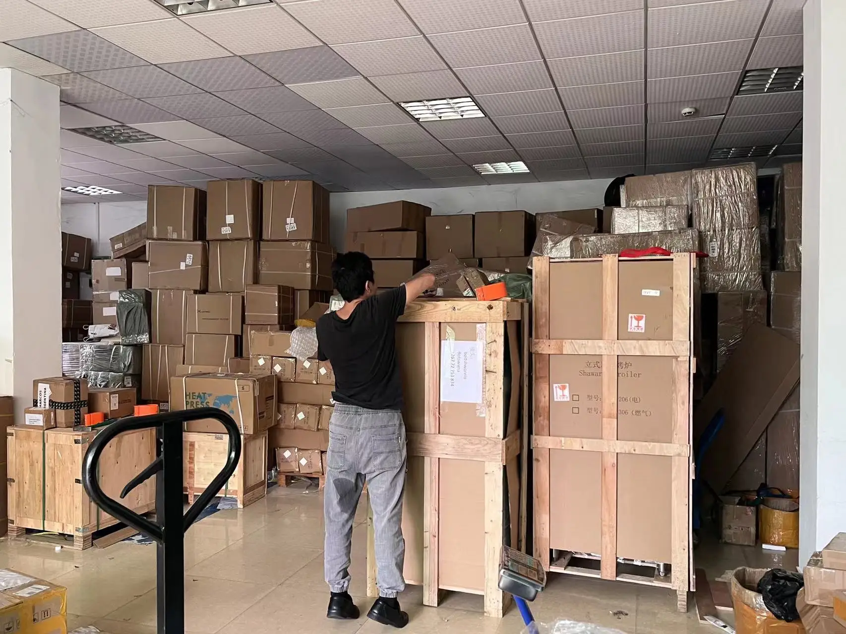 Global FCL Shipping Service from Shenzhen/Guangzhou, China to Port Kelang, Malaysia