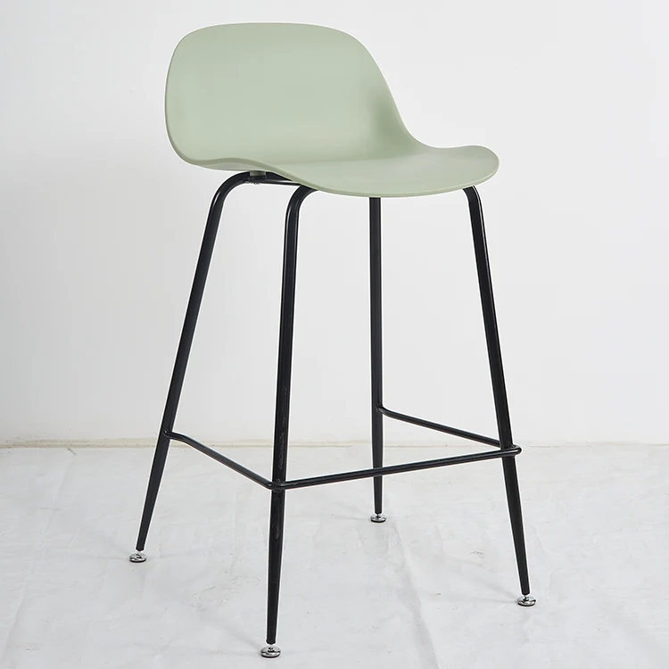 2021 Popular Metal Legs Pink Kitchen Dining Chairs Restaurant Plastic Dining Chair