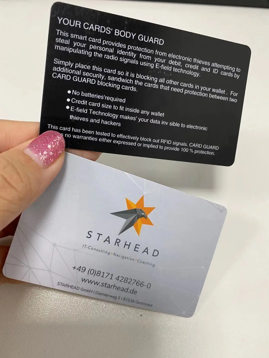 Чехол с блокировкой радиочастотной идентификации для блокировщика RFID-сканирования и проделывания кредитной карты