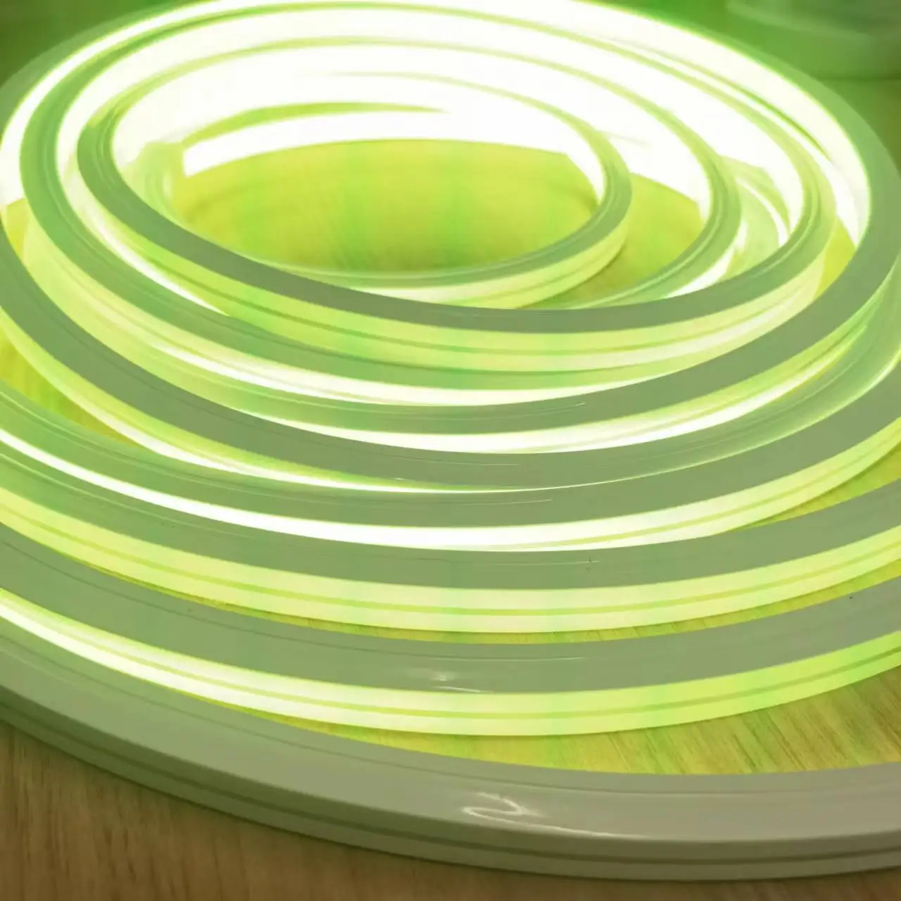Новое поколение силиконовая Съемная IP67 водонепроницаемая и огнестойкая 1212 rgb/rgbw неоновая Светодиодная лента