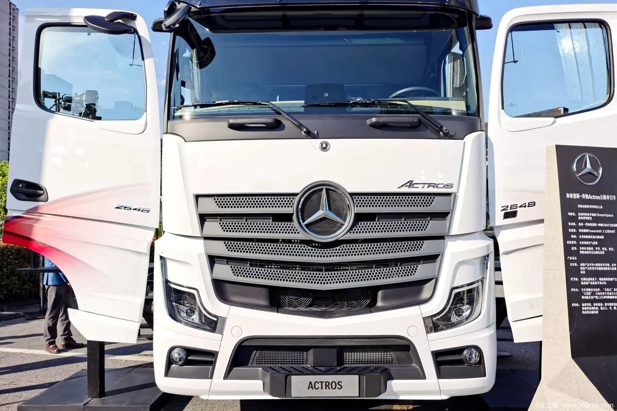 Тягач с головкой трактора Benz Actros C двигателем мощностью 520 л.с. для стандарта евро 6