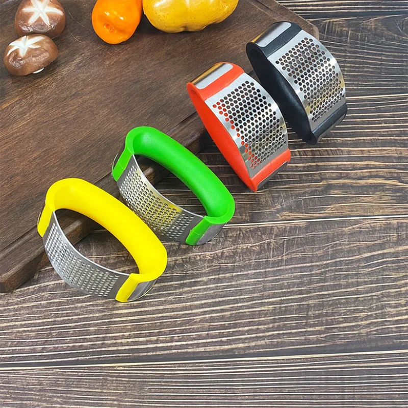 Good quality kitchen supplies home products colorful garlic press stainless steel 2 in 1 garlic mincer and slicer