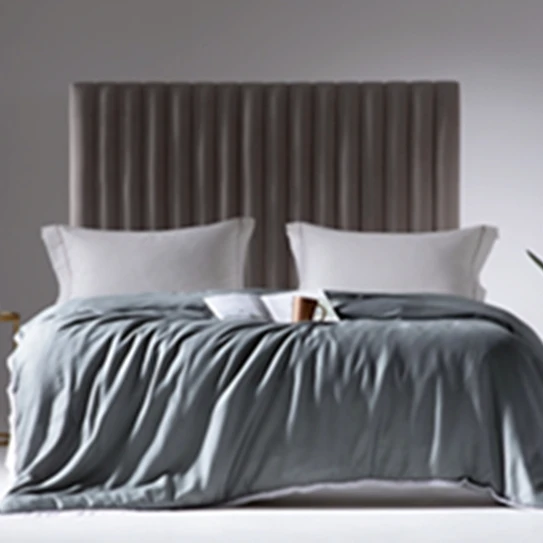 New Duvet lyocell Covered Summer 0.55Kg A1 Comforter Luxury Soft Bedding Adult 100% Silk quilts manufacturer