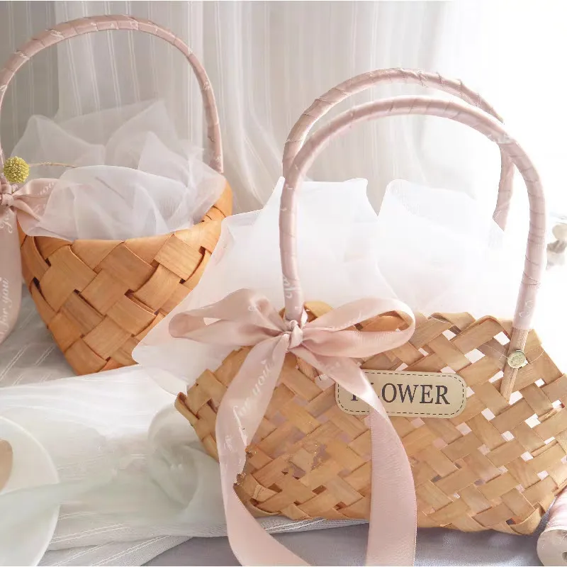 Outdoor Wooden Lined Flower Girl Basket Wedding Utility Wood Chip Woven Fancy Flower Gift Bag