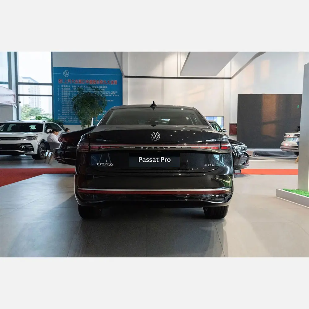 Hot Sale VW Volkswagen Passat 2025 380TSI New Cars 95# Fuel Starry Sky Luxury Sedan Petrol Vehicle Used Cars for Sale