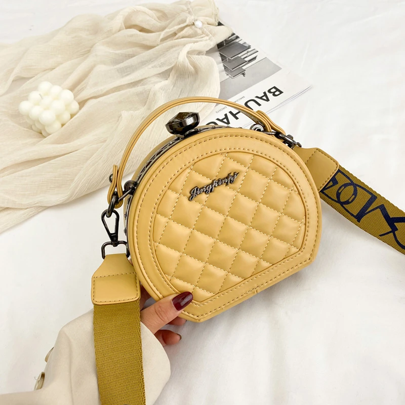 2022  Designer Solid Color Round Bags Chain Small Purses and Handbags Lady Shoulder Women Crossbody Bag