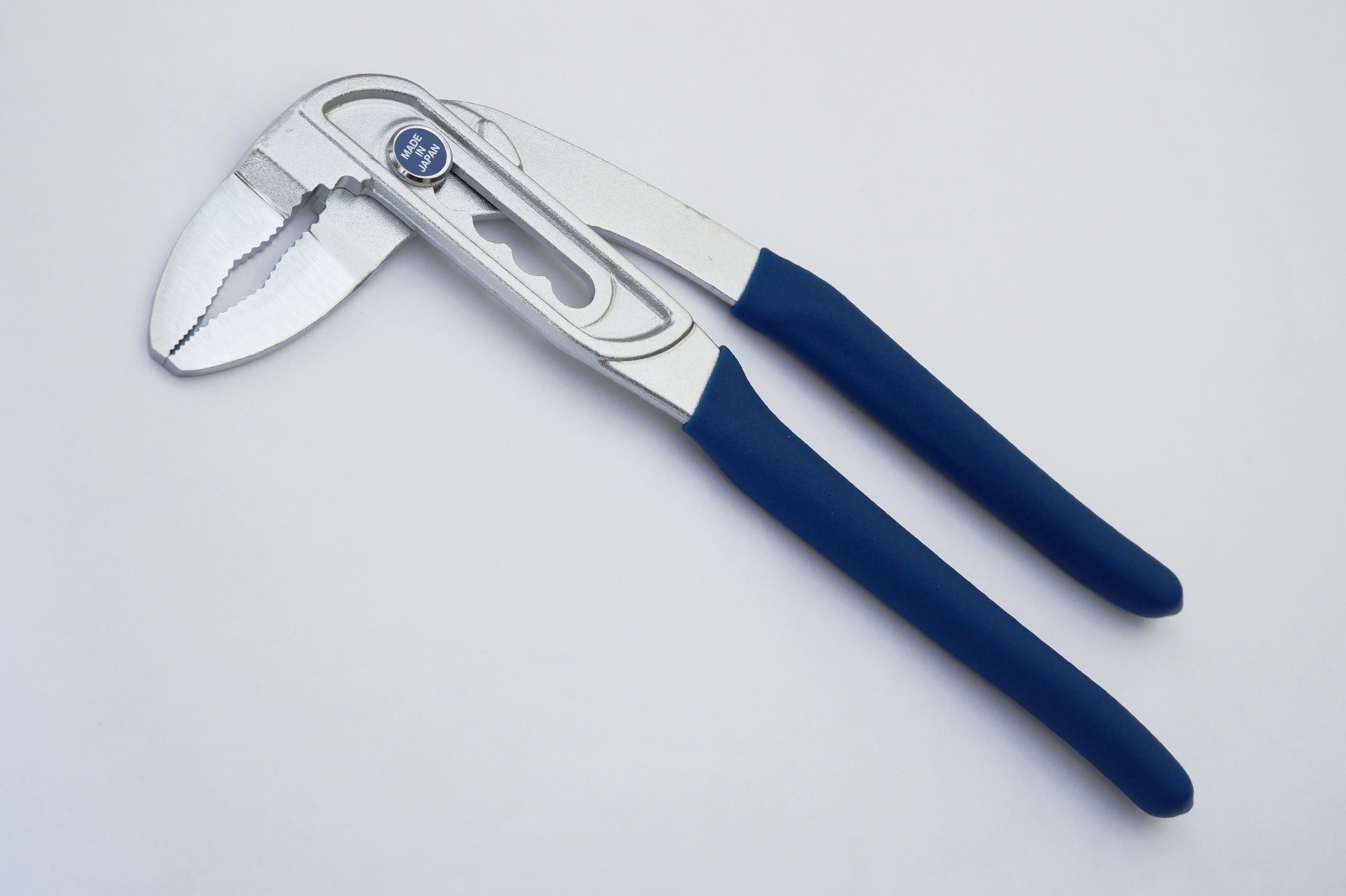 Professional useful convenient light weight water pump pliers