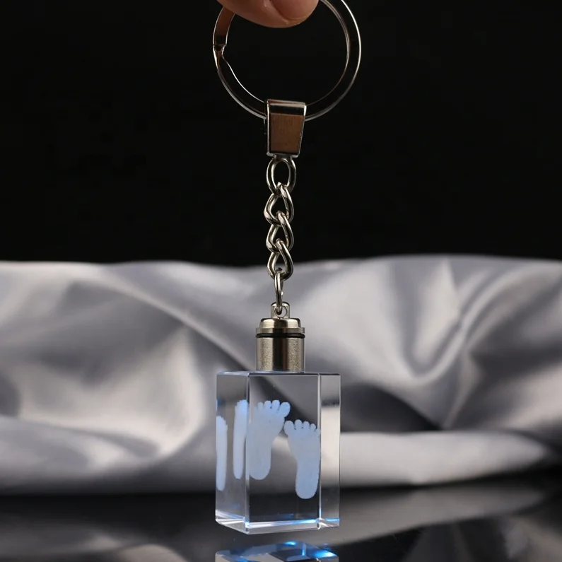 Beautiful Crystal Glass Keychain with Inner Laser Engraving Customized Images for Baby Christening Gifts/K9 Crystal Key Holders