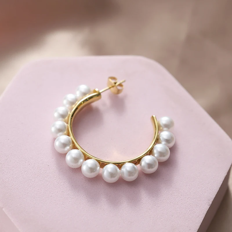 Модный дизайн, оптовая продажа, позолоченные ювелирные изделия, жемчужные серьги-гвоздики из нержавеющей стали