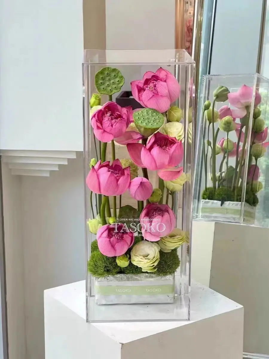 Custom Clear Rectangular Acrylic Modern Vase Rose Floral Vases Flower Display Box for Centerpieces for Home Decor Weddings