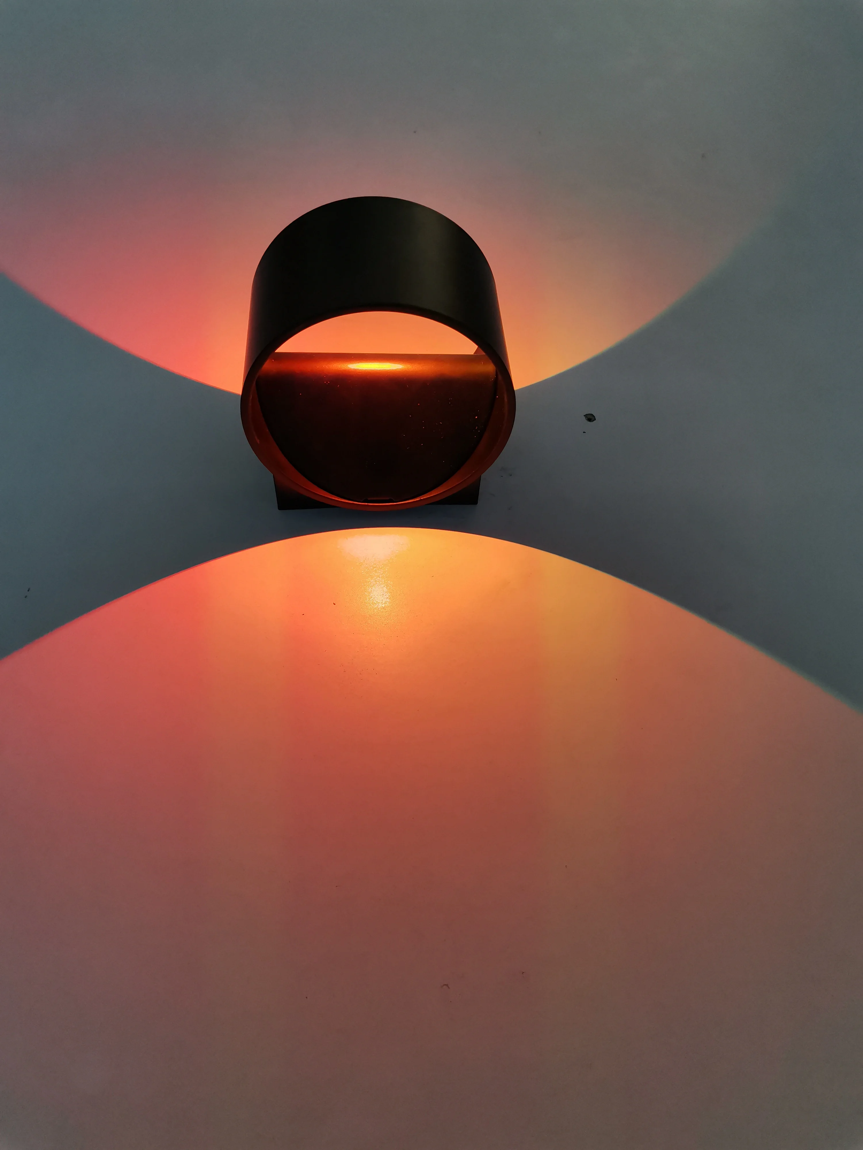 RGB Effect LED Sconce Wall Lamp Light Fixture Colorful Wandlamp Remote Controller For Party Bar KTV Home Decoration