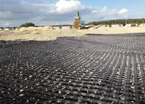 Soil Reinforcement fiberglass geogrids coated with bitumen For asphalt Road Construction