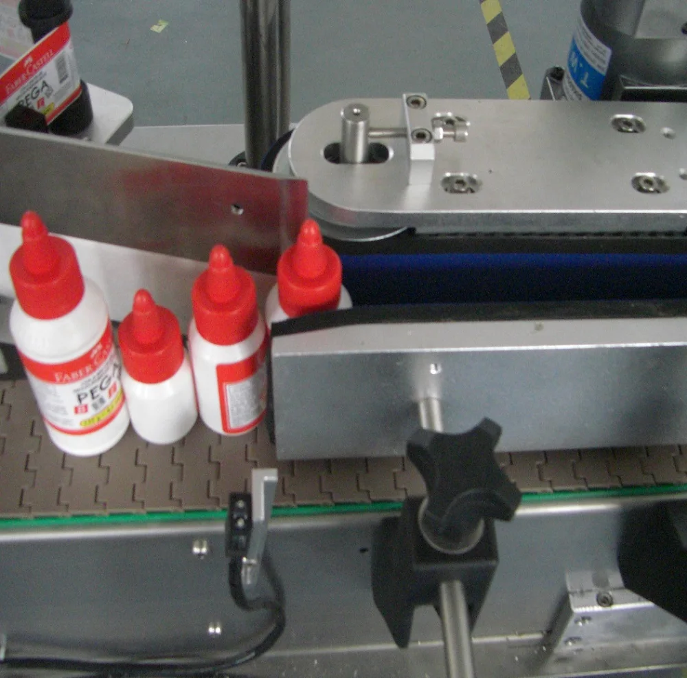 YM510 Automatic Top quality PET round labeling machine mini plastic bottle  label applicator