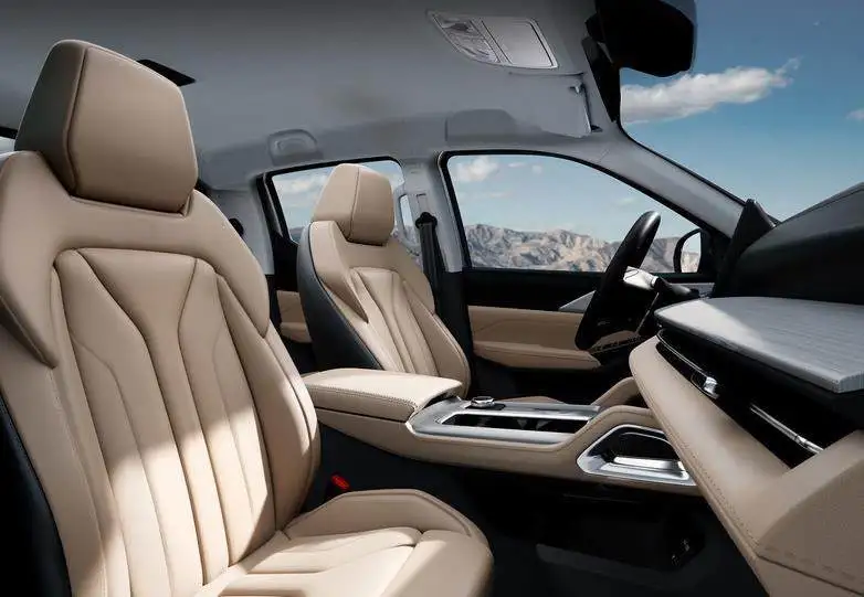 2024 Neuer Changan Erweiterte Reichweite Elektrischer Hunter Pickup Hybrid 2.0t Changan Pickup Changan Lantuozhe Pickup Diesel