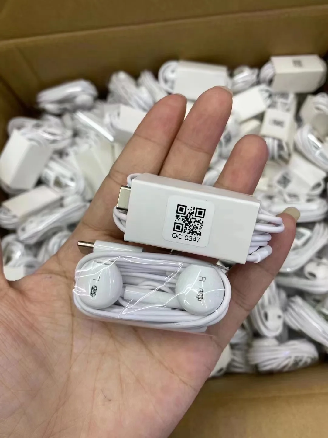 2018 Оригинальный Громкость микрофона USB C гарнитура бас стерео наушники-вкладыши Тип наушники для Huawei P20 P10 Mate20 наушников