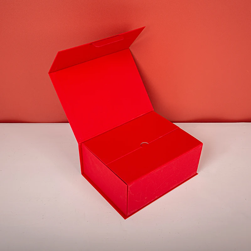 Recyclable Custom Size Logo Cardboard Paper Box Red Hard Rigid Magnet Box Packaging Luxury Folding Magnetic Gift Box