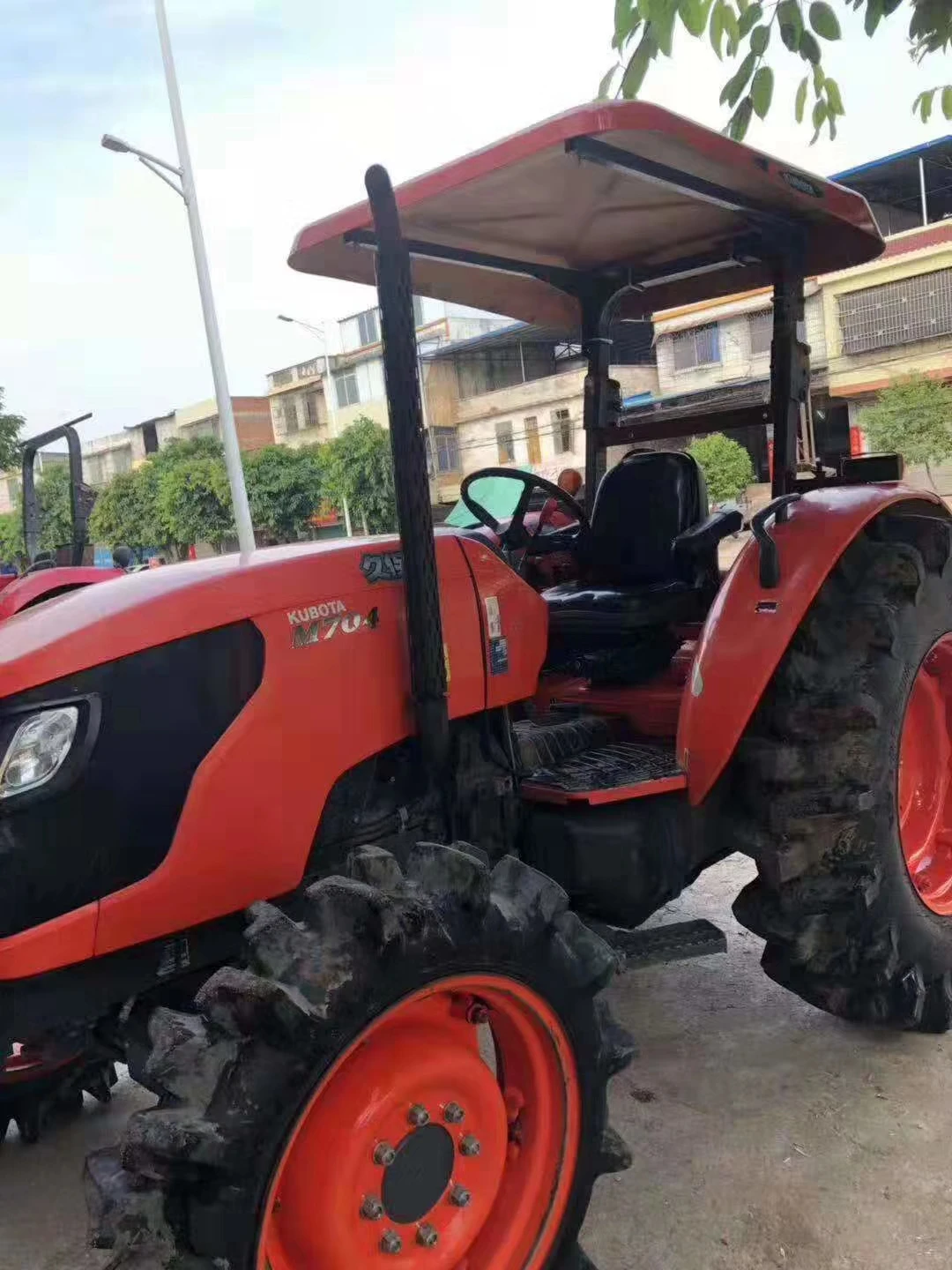 
 Шагающий трактор Kubota 704/854/954  