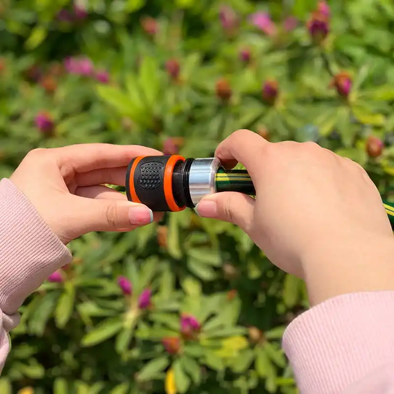 Hose Connector With Soft Grip With Metal Cap