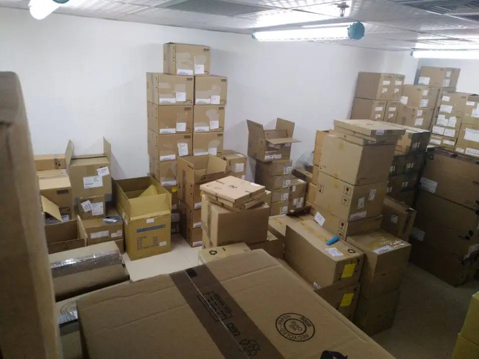 Brand new original diode MOSFET N channel X1-DFN1006-3 WITH GOOD PRICE DMN65D8LFb-7B