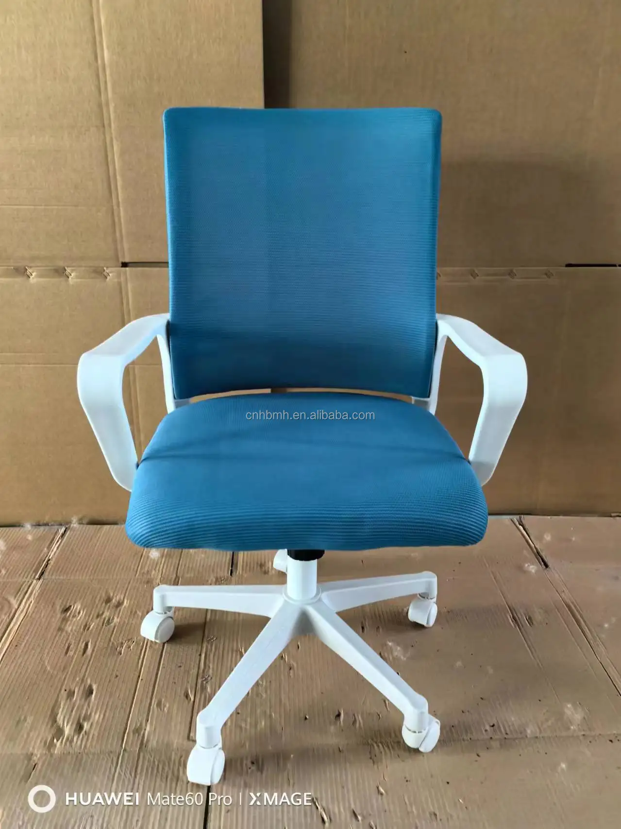 Wholesale Free Sample Luxury Work Modern Mesh Ergonomic Computer Chairs For Office