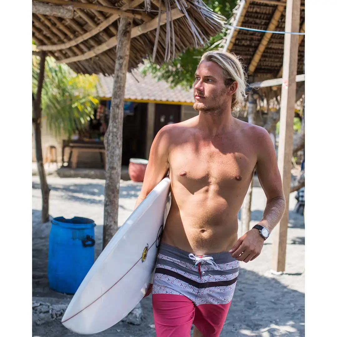 Мужские пляжные шорты Hurley мужские для серфинга и пальм высококачественные мужчин 100% полиэстер Гуандун взрослых рисования