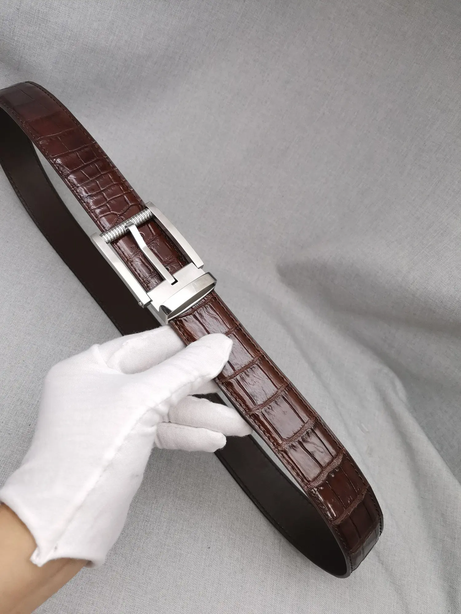 Customized Alligator Skin Crocodile Men women Belt Durable Quality  Belt with Cow Skin Bottom