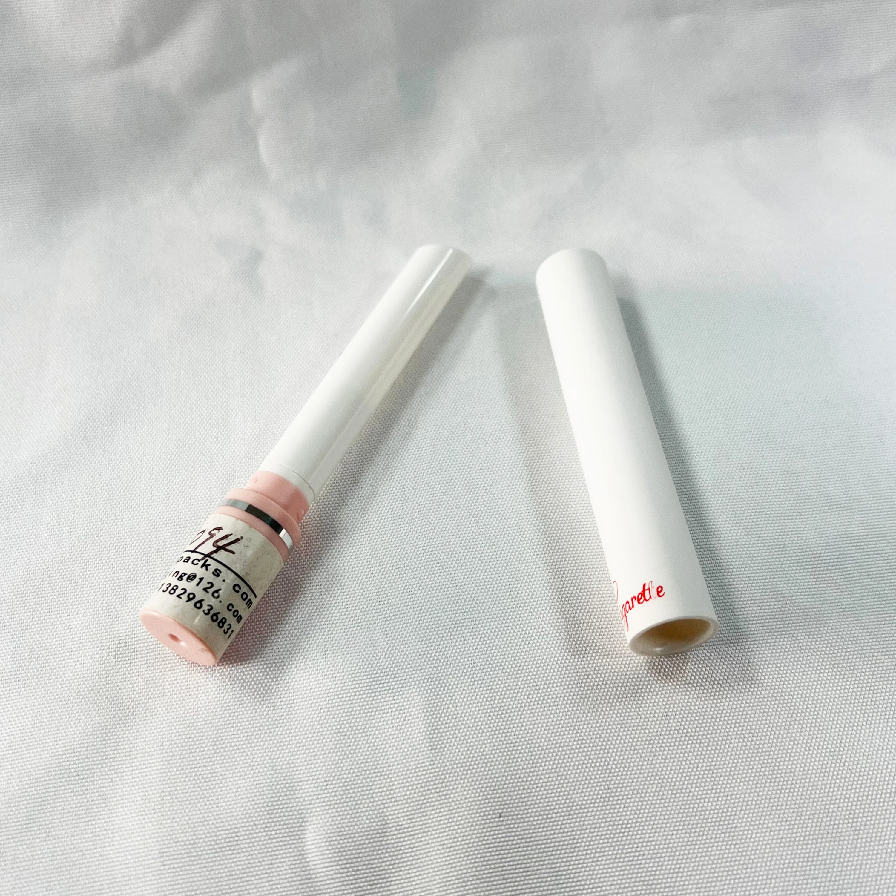 Creative Round Plastic Packaging with your custom logo empty  cigarette lipstick tube