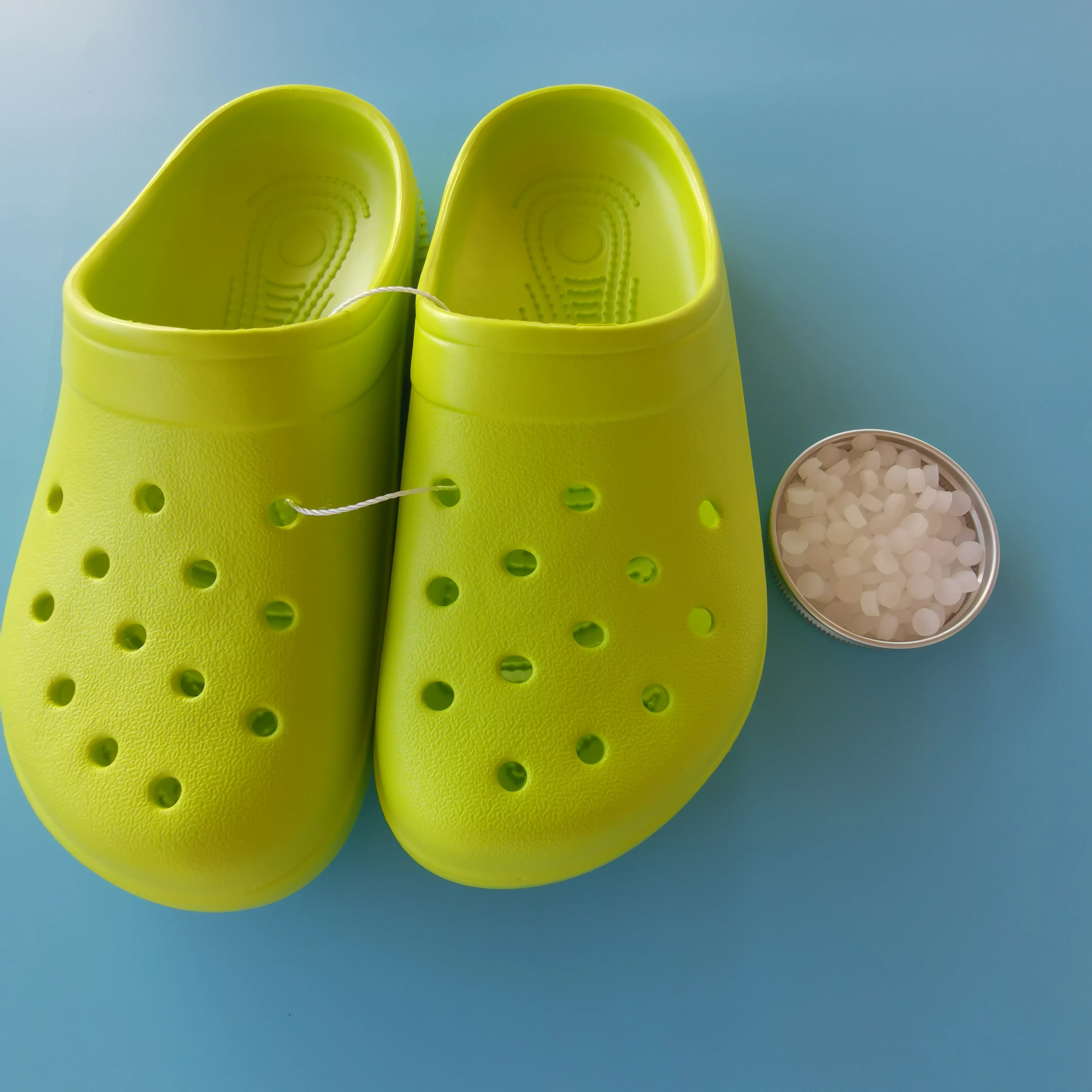 Slip-resistance Physical Property of SEBS polymers for Injection Slippers & EVA Foaming