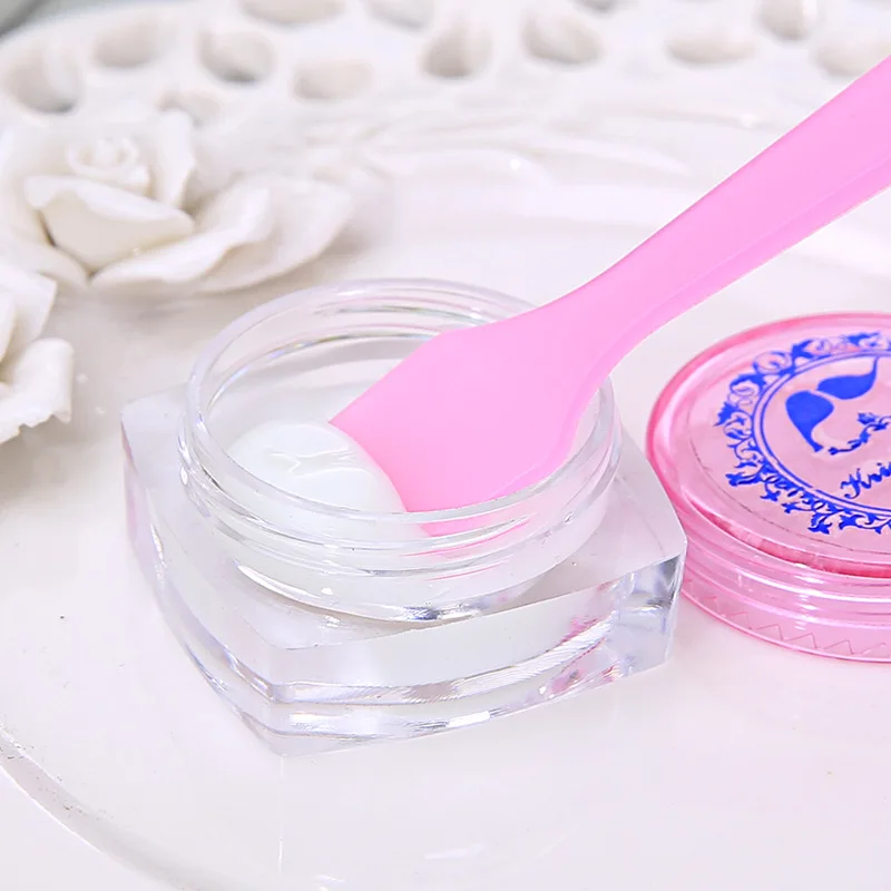 
Amazon Hot Sale Wholesale Disposable Mini Angle Cosmetic Spatula Spoon Disposable Makeup Cream Spatula 