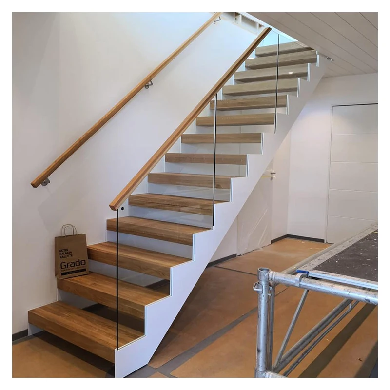 Alucasa Solid Wood Step Straight Staircase With Stainless Steel Cable Railing For Villa