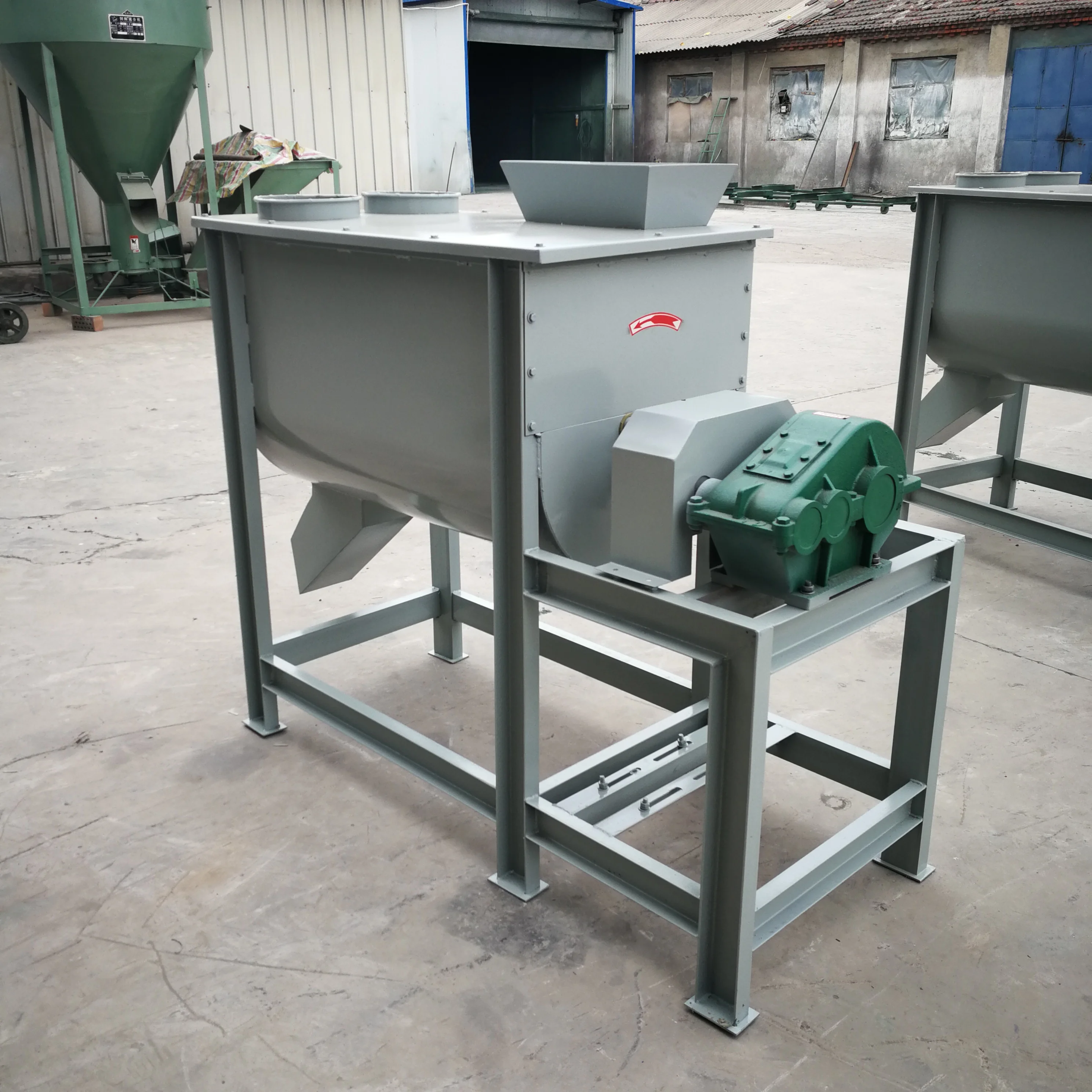 High Productive 9WH150 Horizontal Feed Mixer Steel Construction High Efficient Gearbox Feed Restaurant Construction Electric